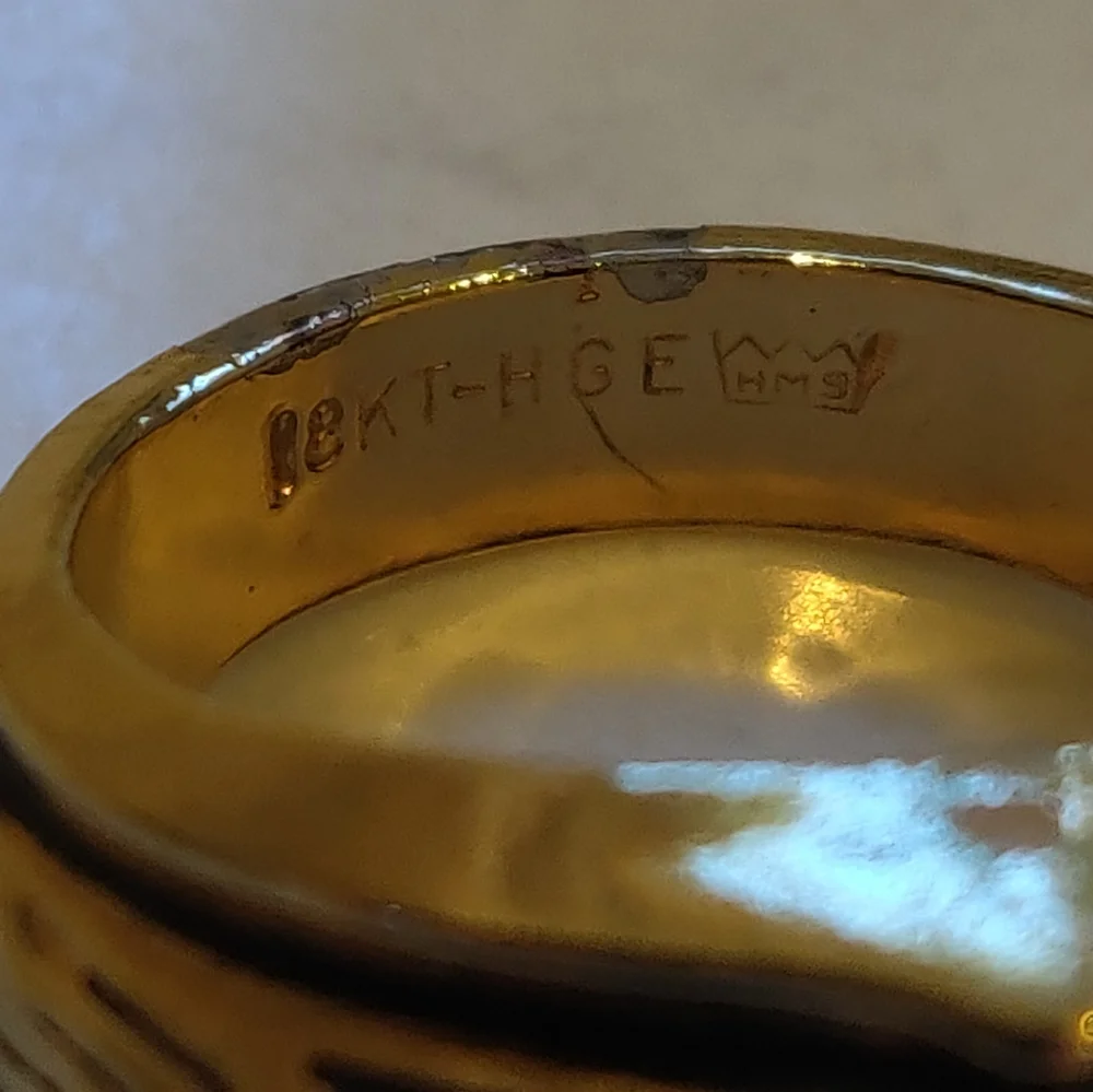 Men's 18 K HGE Tigers Eye Ring.